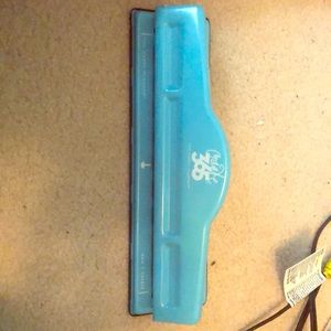 Happy planner punch like new